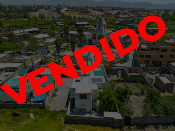 Casa en Venta Frente a la Plaza de Sabandía – Arequipa