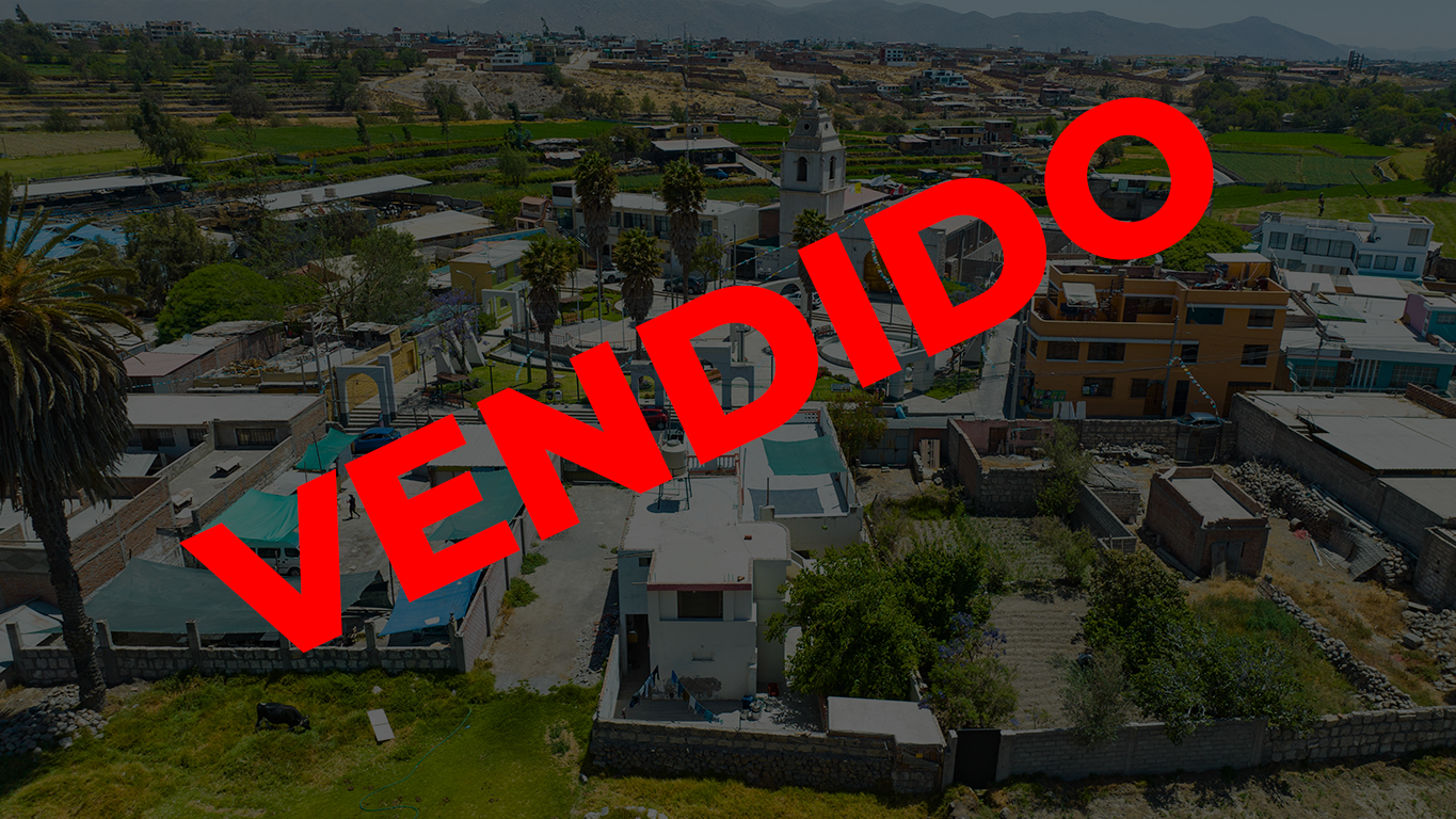 Casa en Venta Frente a la Plaza de Sabandía – Arequipa